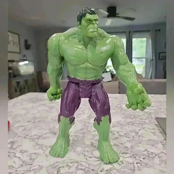 Hasbro Titan Hero Marvel AVENGERS The Incredible HULK 12 Inch Action Figure 2013 - Picture 1 of 5